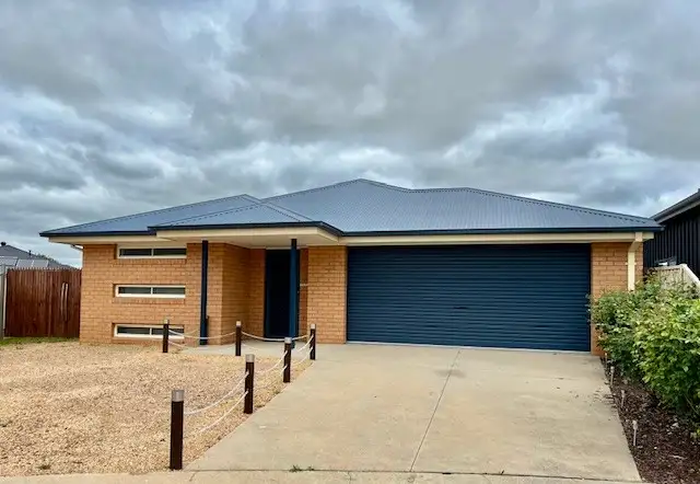 Second view of Homely house listing, 19 Lakeviews Circuit, Yarrawonga VIC 3730
