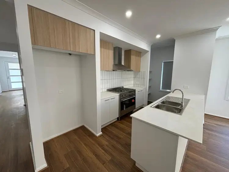 Second view of Homely house listing, 6 TRAILWATER COURT, Warragul VIC 3820
