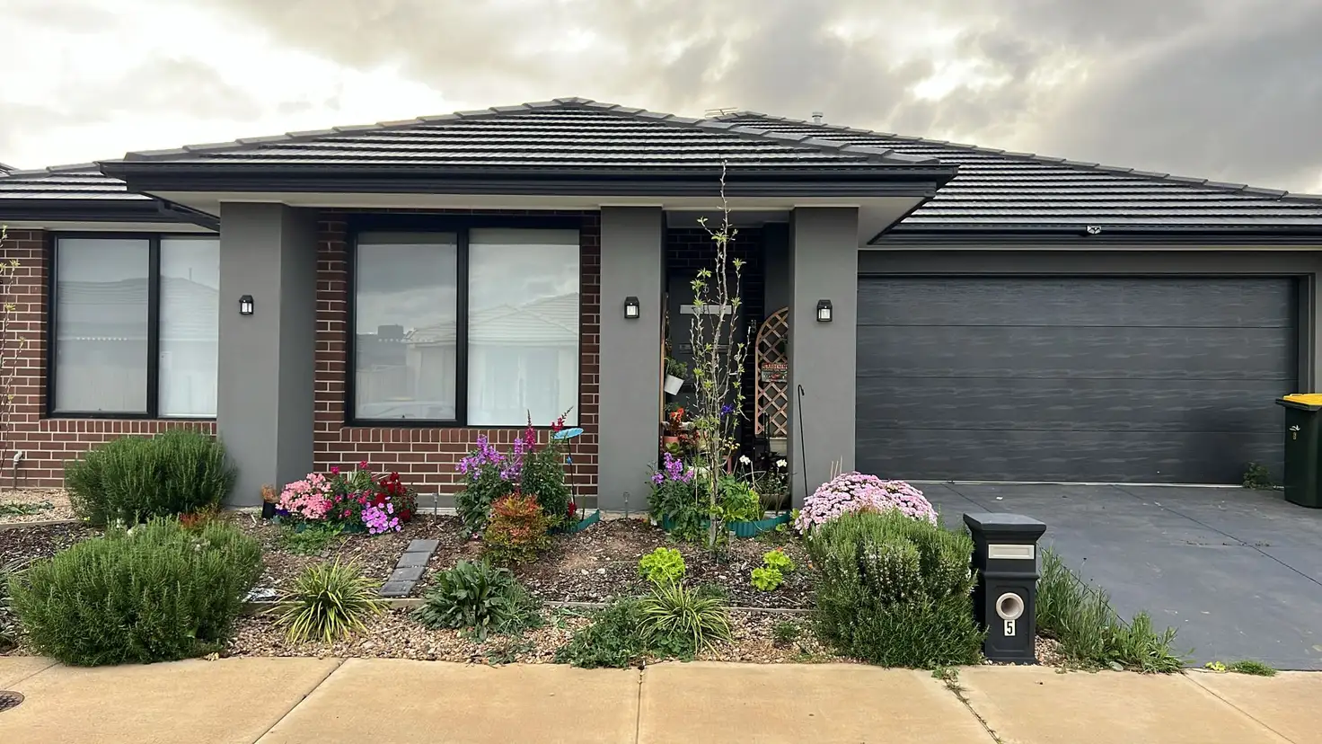 Main view of Homely house listing, 5 HANHI LANE, Tarneit VIC 3029
