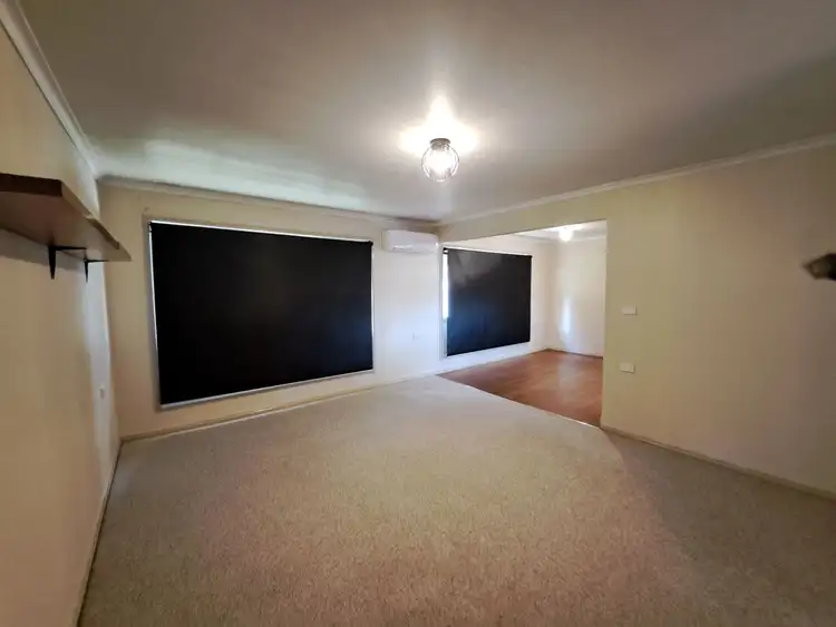 Third view of Homely house listing, 5 Acacia Place, West Albury NSW 2640