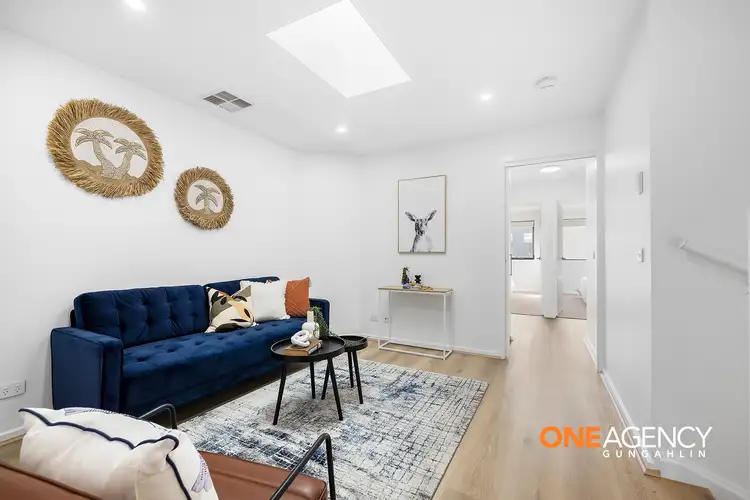 2D Harold White Avenue, Coombs ACT 2611