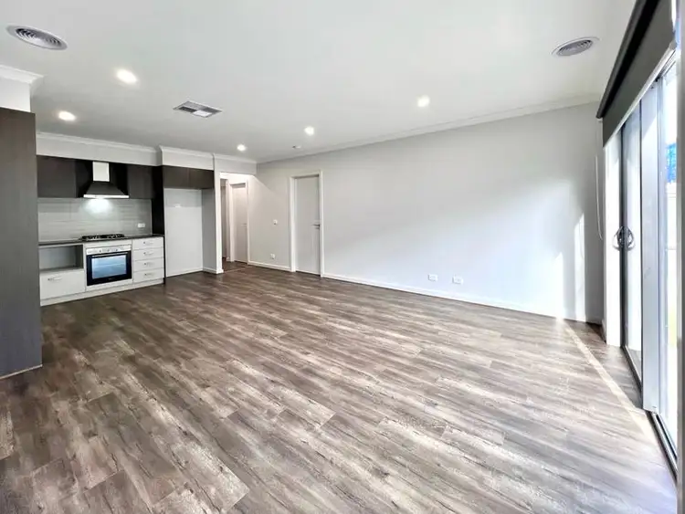 Second view of Homely house listing, 5 Pratham Street, Tarneit VIC 3029