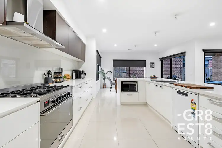 91 Aquatic Drive, Cranbourne West VIC 3977