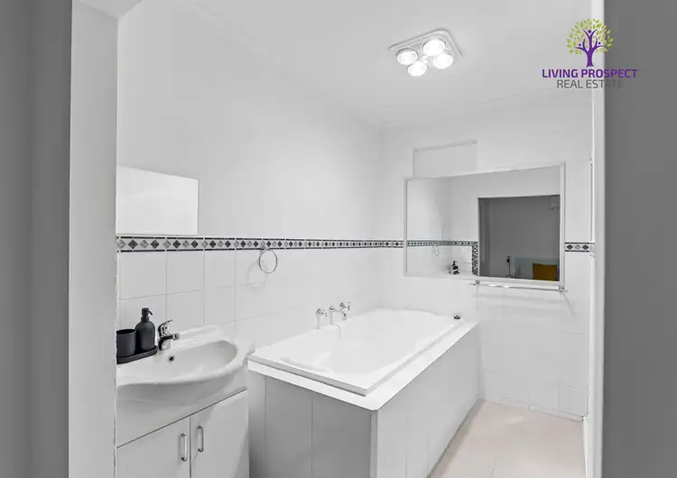 Fourth view of Homely unit listing, 10 Kameruka Court, Werribee VIC 3030