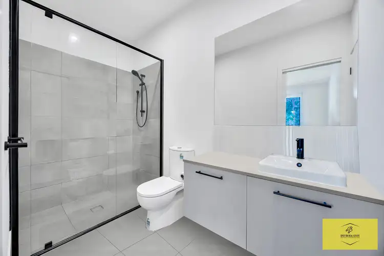 Seventh view of Homely house listing, 10 Fetta Place, Mill Park VIC 3082