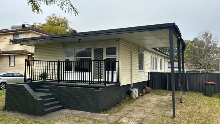 44 Nella Dan Avenue, Tregear NSW 2770