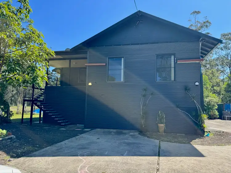 1275 Swan Bay-New Italy Road