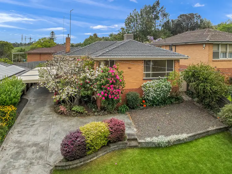 87 Valley Crescent, Glenroy VIC 3046