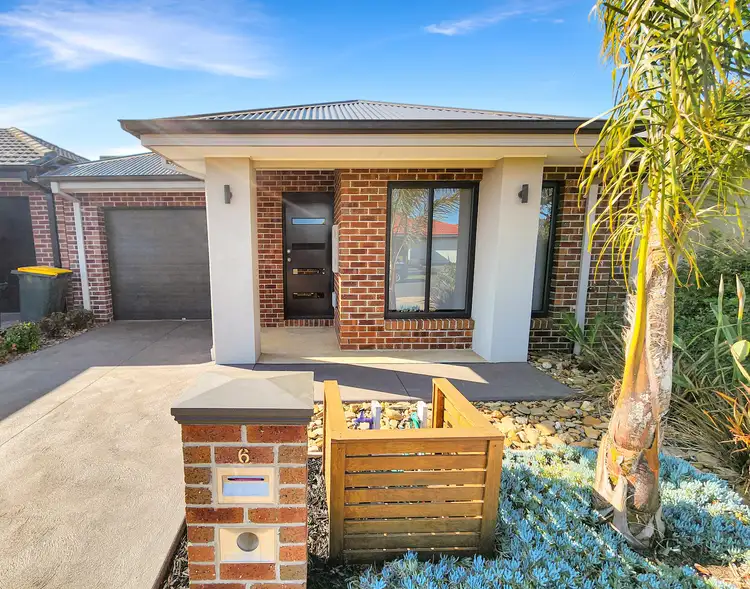 6 Burgess Avenue, Armstrong Creek VIC 3217