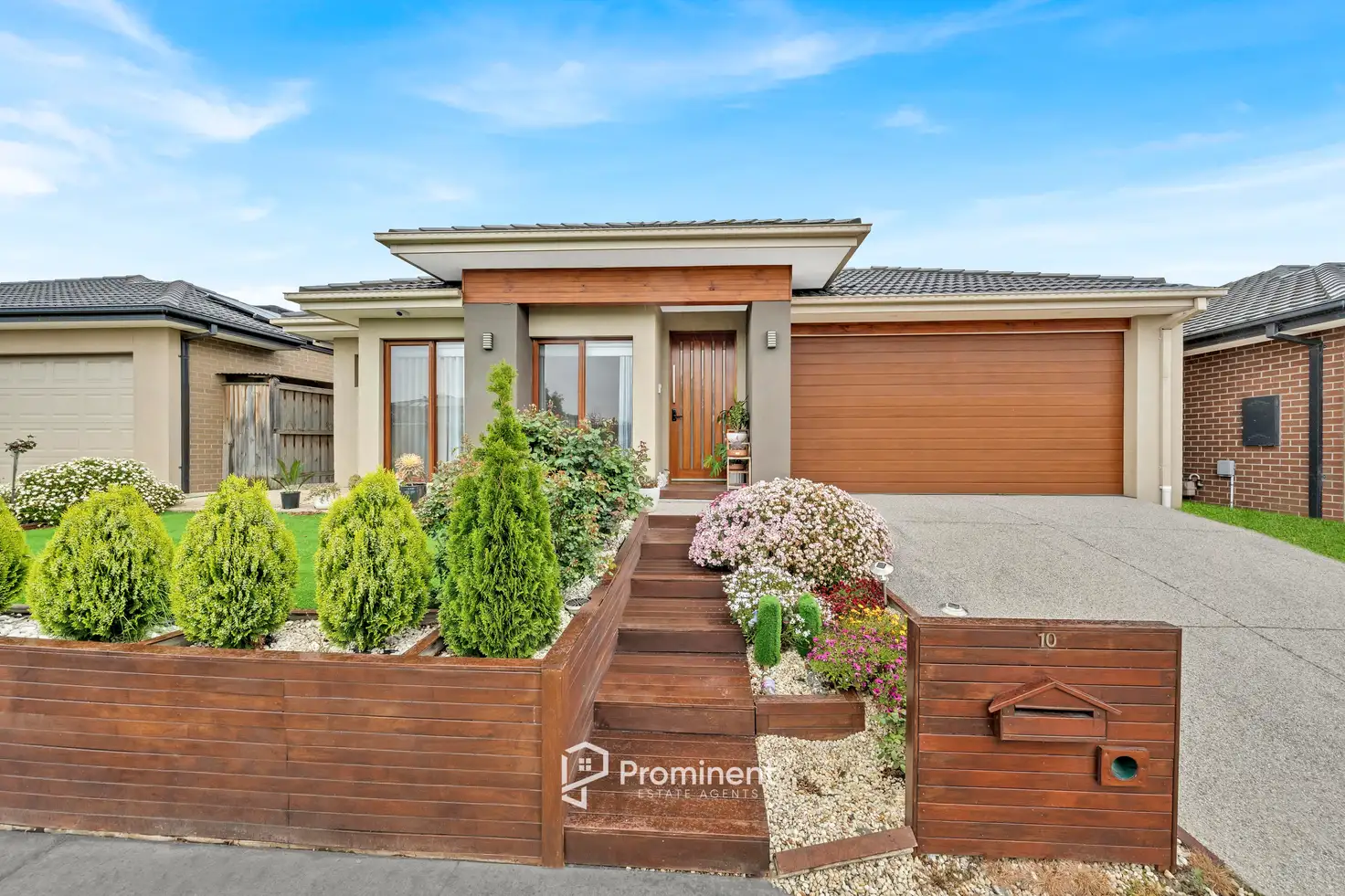 Main view of Homely house listing, 10 Kamona Street, Clyde VIC 3978