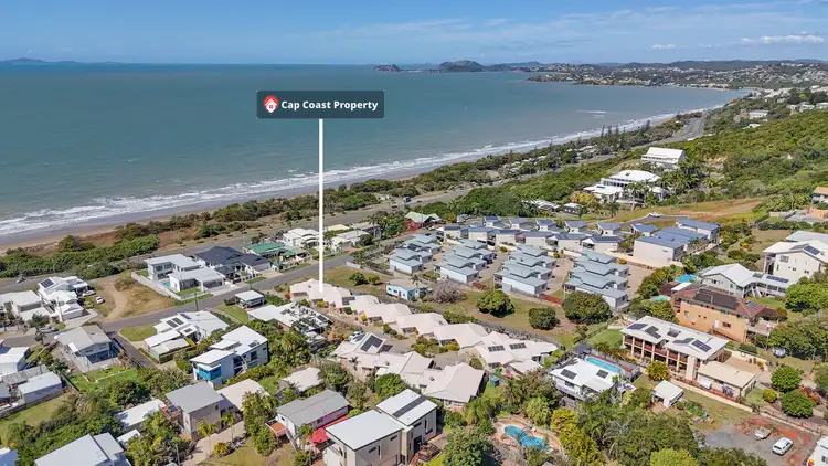 Third view of Homely unit listing, 2/24 Kerr Street, Meikleville Hill QLD 4703
