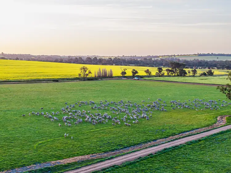 712 View Range Road, Kendenup WA 6323