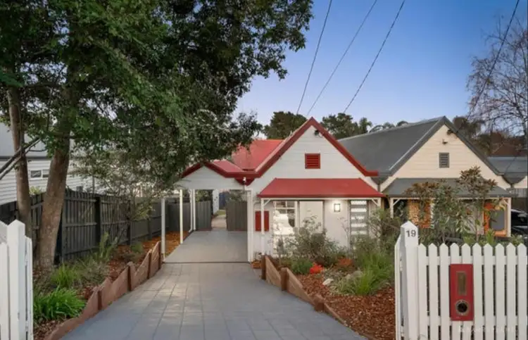 19 Ford Street, Ringwood VIC 3134