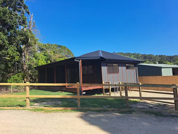 17B Mountain View Road, Ocean Shores NSW 2483