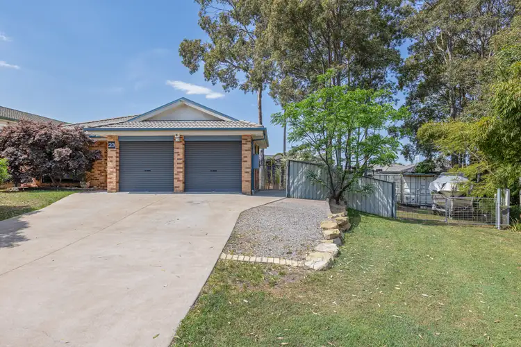 23 Squadron Crescent