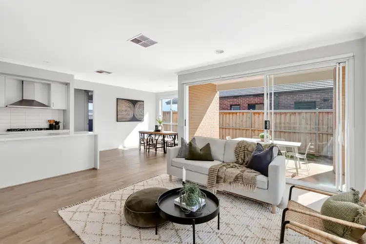 72 Ashbury Boulevard, Armstrong Creek VIC 3217