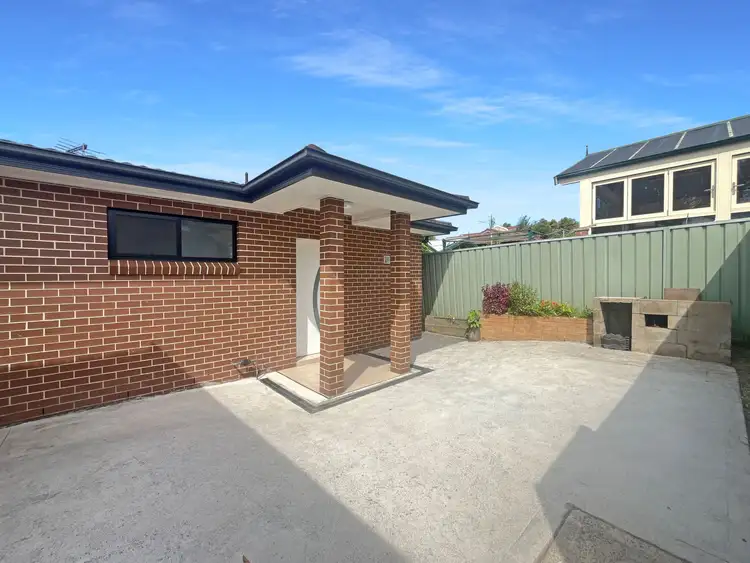 9A Woodbine Street