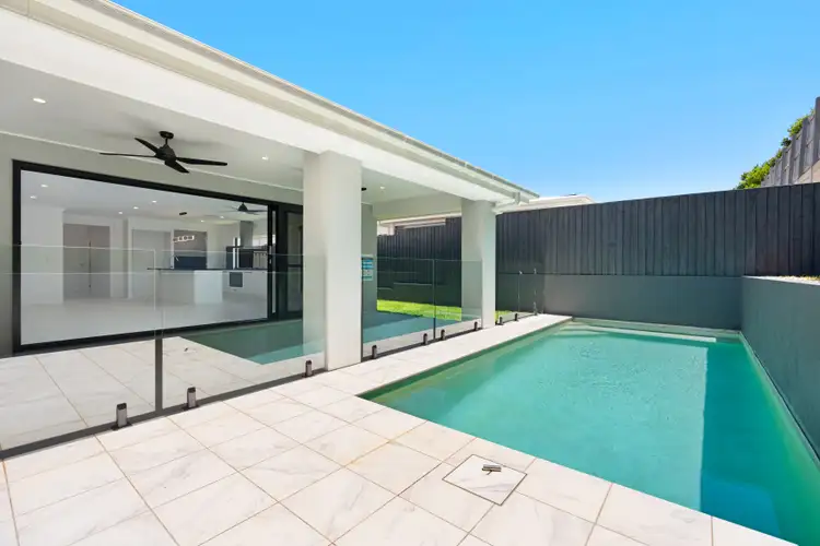 10 Rosella Terrace, Peregian Springs QLD 4573