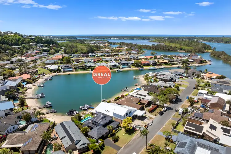 3 Commodore Court, Banora Point NSW 2486