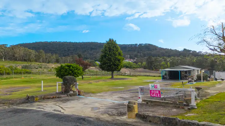 27 Silcock Street, Lithgow NSW 2790