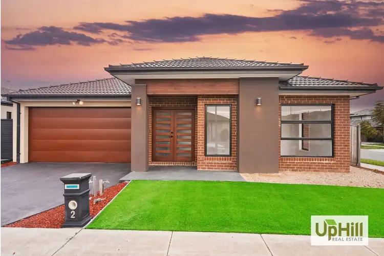 2 Eiger Street, Clyde North VIC 3978