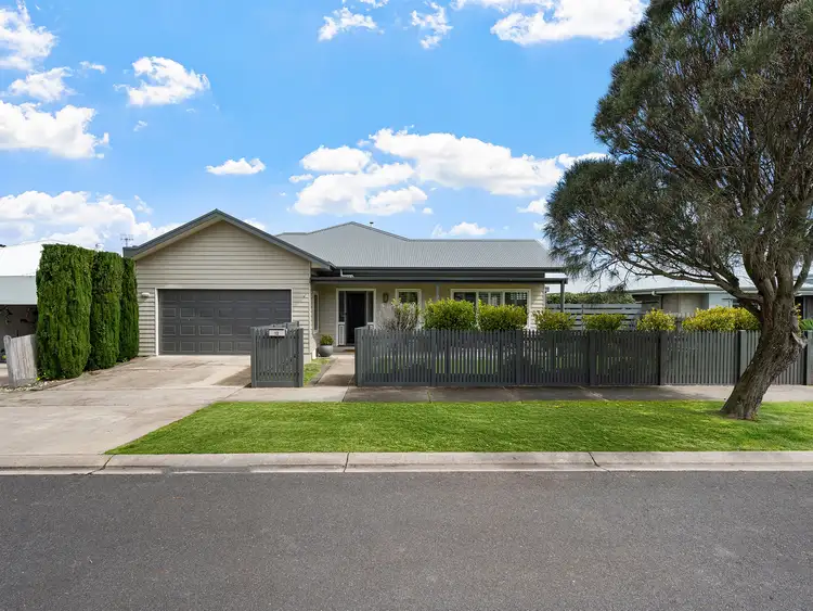 12 Baden Powell Drive, Port Fairy VIC 3284