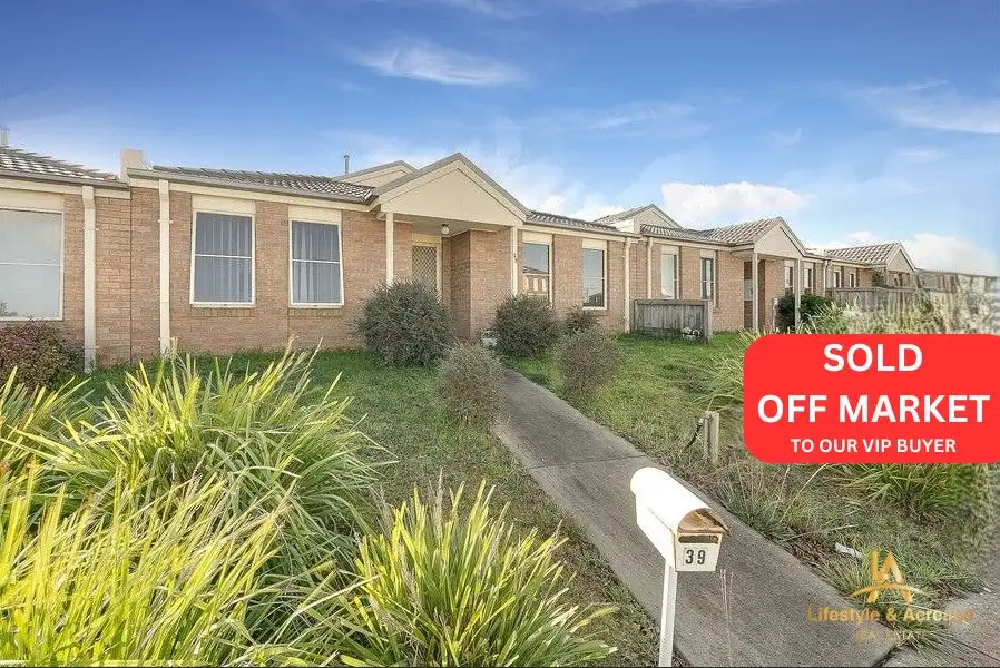 Main view of Homely house listing, 39 Honey Myrtle Way, Cranbourne VIC 3977