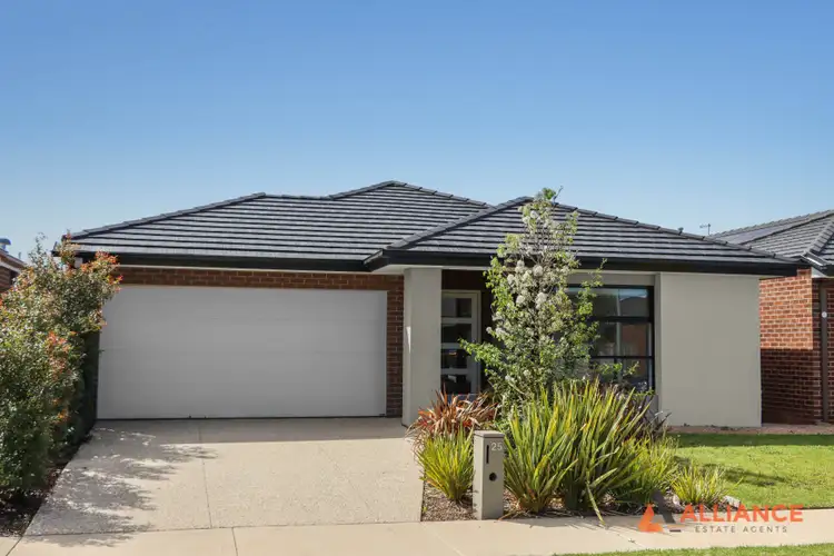 Main view of Homely house listing, 25 Mervyn Way, Mambourin VIC 3024