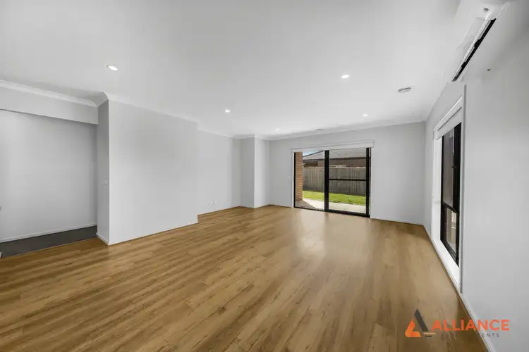 Fifth view of Homely house listing, 25 Mervyn Way, Mambourin VIC 3024
