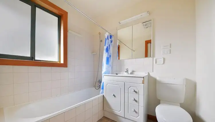 Fourth view of Homely unit listing, 1A Sutton Avenue, Boronia VIC 3155