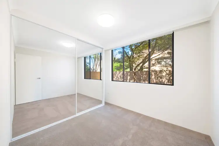 Fifth view of Homely unit listing, 4/215 Peats Ferry Road, Hornsby NSW 2077