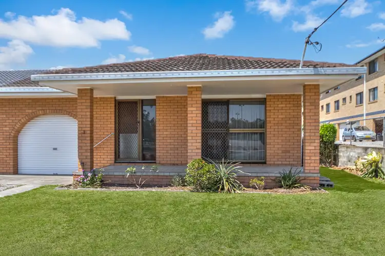 Main view of Homely semi-detached listing, 1/8 Oxley Street, Tweed Heads South NSW 2486