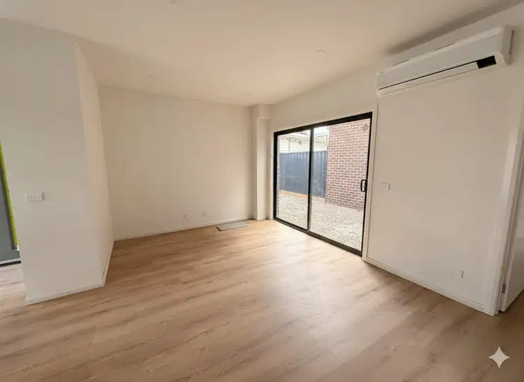 Third view of Homely townhouse listing, 1/106 George Street, St Albans VIC 3021