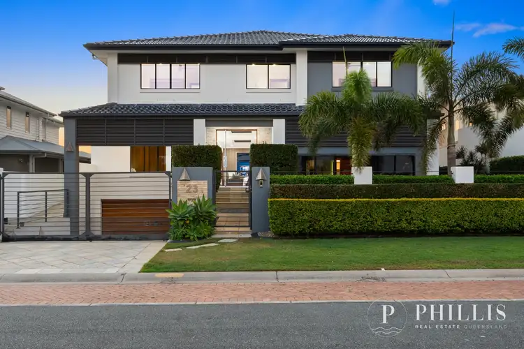 23 King Charles Drive, Sovereign Islands QLD 4216