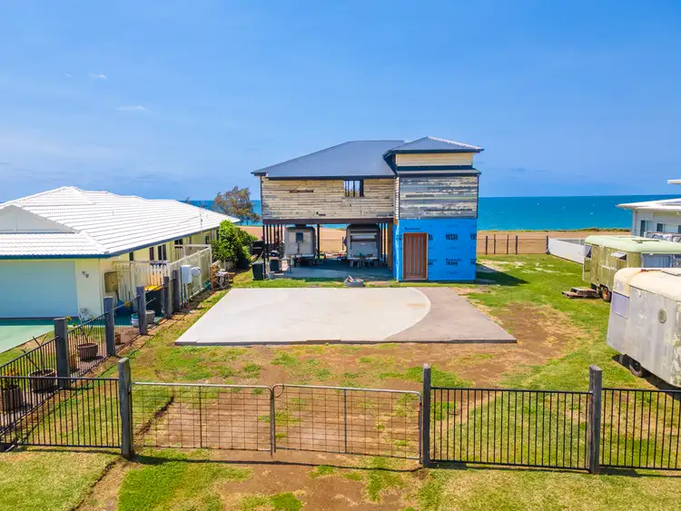 16 SEA ESPLANADE, Elliott Heads QLD 4670