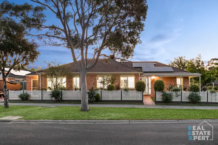 31 Hunt Club Boulevard