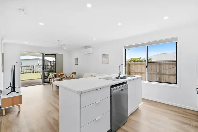 Fifth view of Homely house listing, 1/10 Sorrento Way, Zilzie QLD 4710