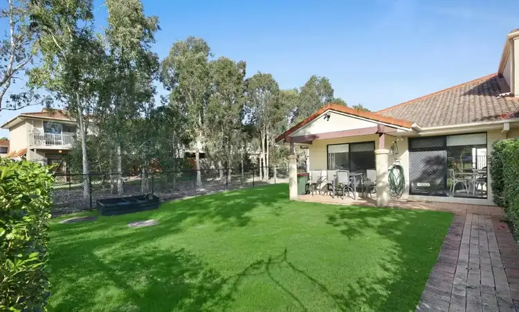 16/302 Christine Avenue, Varsity Lakes QLD 4227