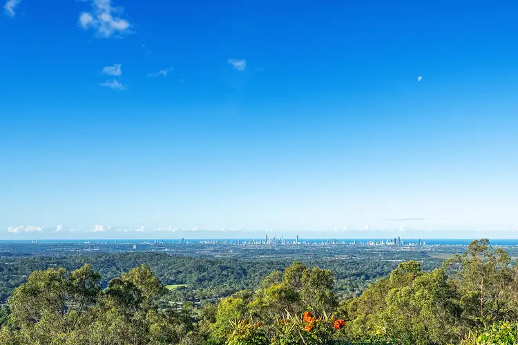 241 The Panorama, Tallai QLD 4213