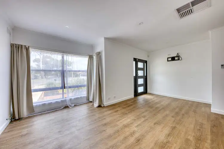 Fifth view of Homely house listing, 15 Caruso Crescent, Brahma Lodge SA 5109