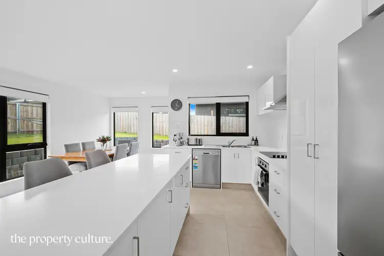 Sixth view of Homely house listing, 16 Southbridge Place, Huonville TAS 7109
