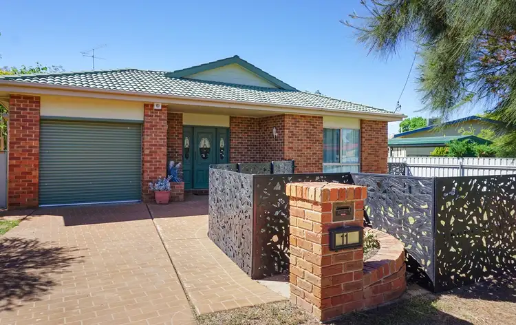 11 Belar Street, West Wyalong NSW 2671
