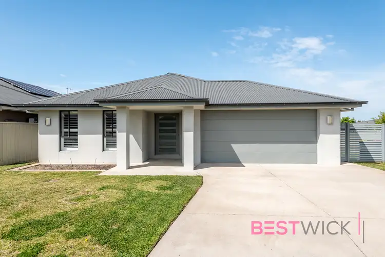 23 Graham Drive, Kelso NSW 2795