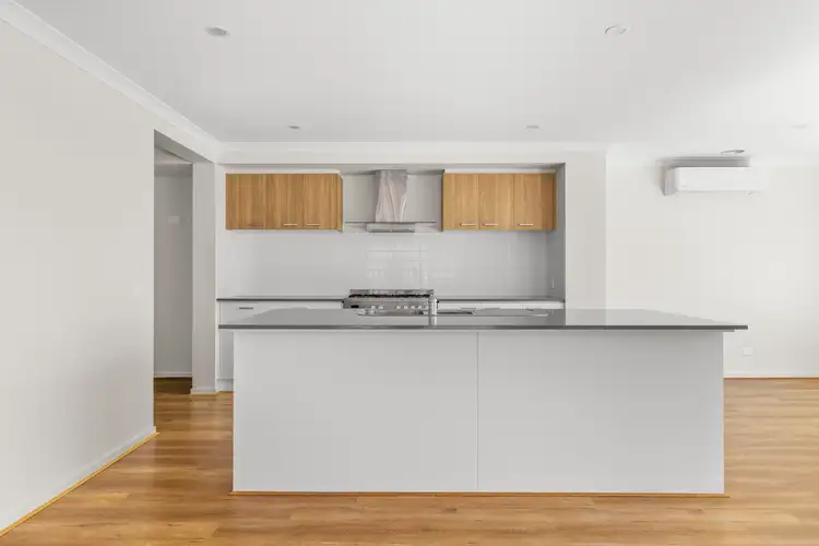 Fourth view of Homely house listing, 10 Reservoir Road, Fraser Rise VIC 3336