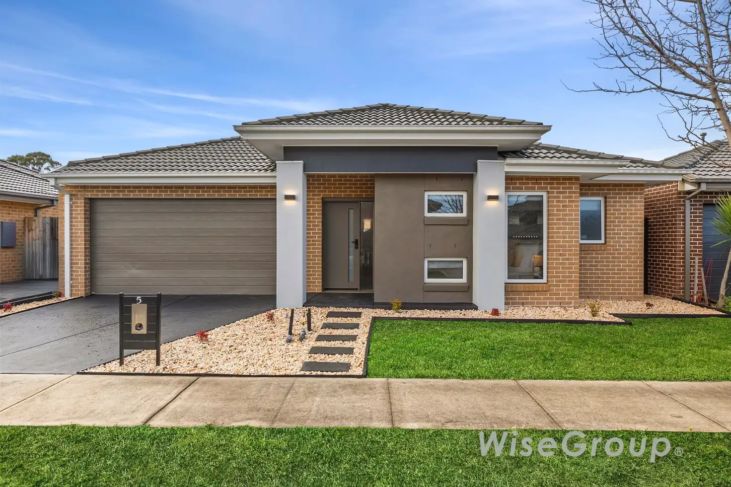 Main view of Homely house listing, 5 Jackwood Drive, Clyde North VIC 3978