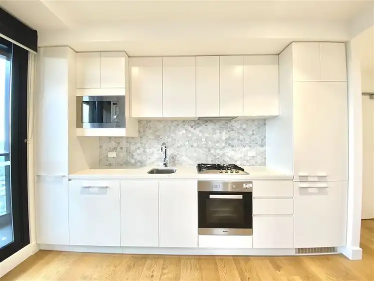 2323/850 Whitehorse, Box Hill VIC 3128