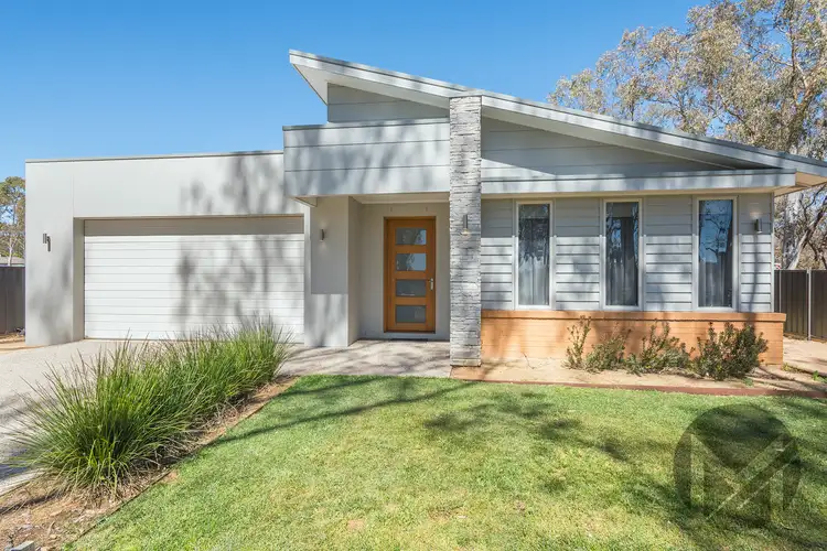 32 Patterson Street, Heathcote VIC 3523