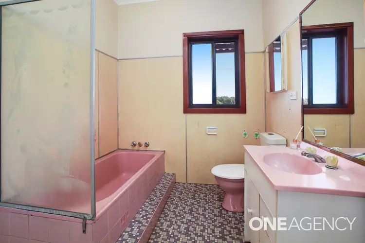 Fifth view of Homely house listing, 74 Weringa Avenue, Lake Heights NSW 2502