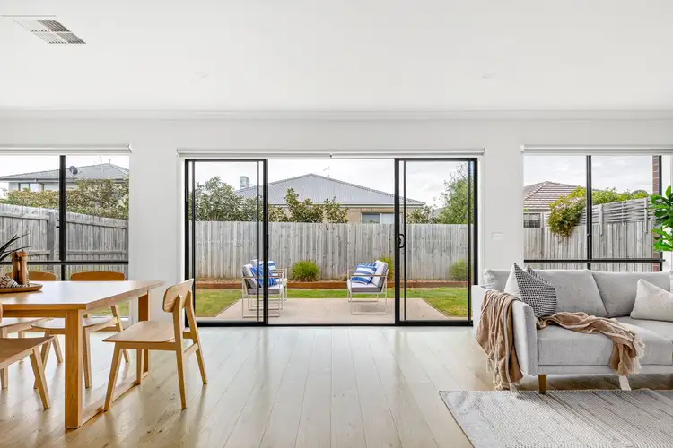 109 Coastside Drive, Armstrong Creek VIC 3217