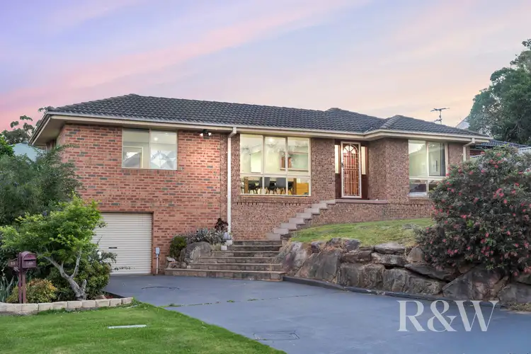 11 Methil Place, St Andrews NSW 2566
